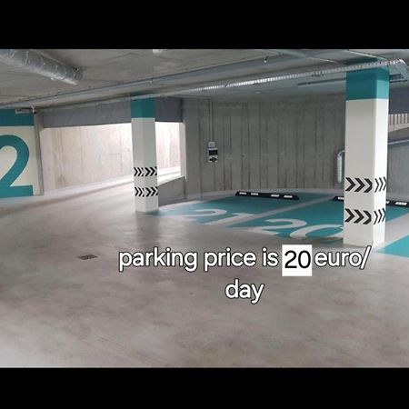 Happy Inn Emporia, Self Chek-In, Parking In The Underground Garage VNO Extérieur photo